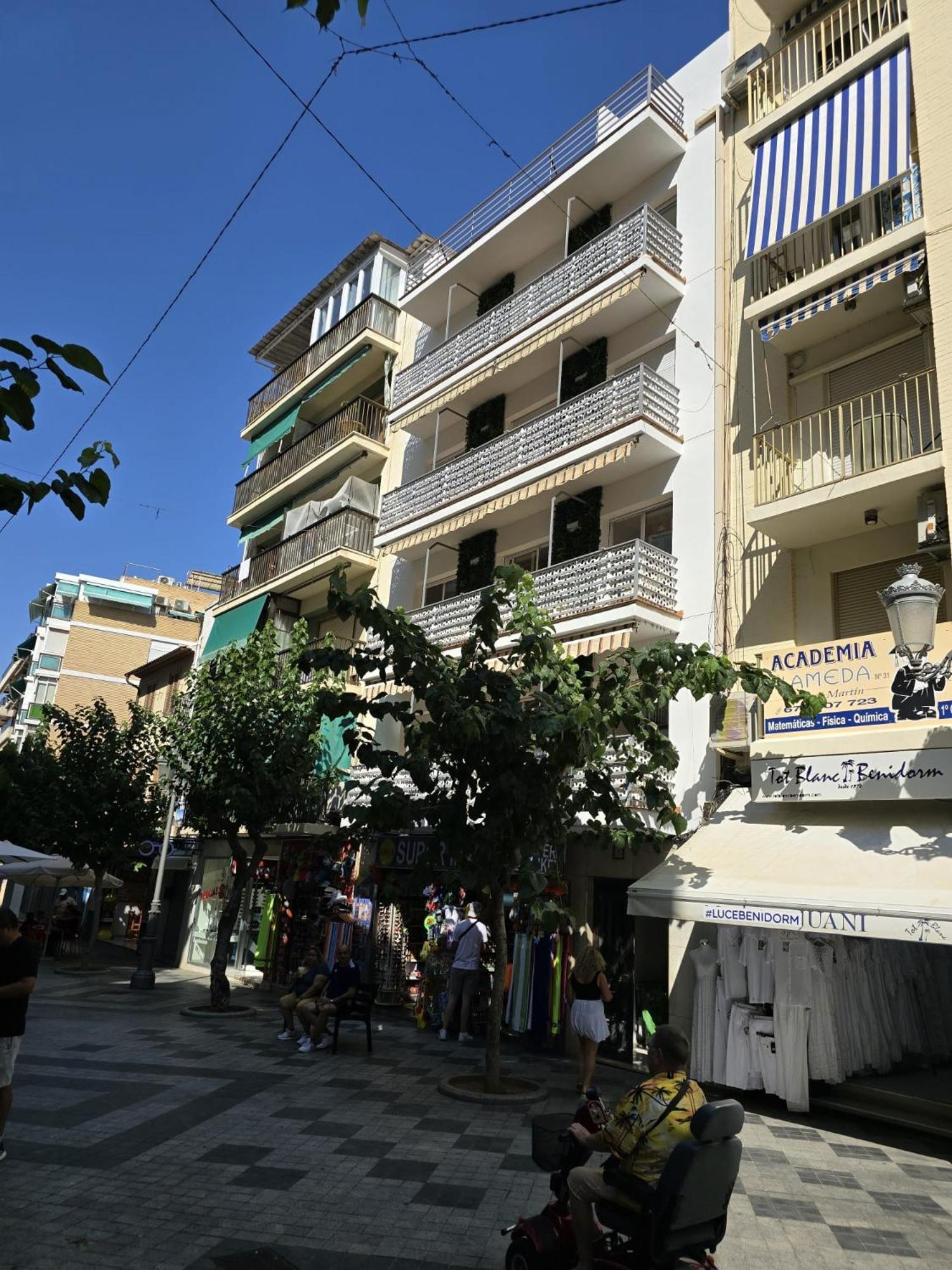 Suites Alameda Centro Levante Benidorm Exterior foto