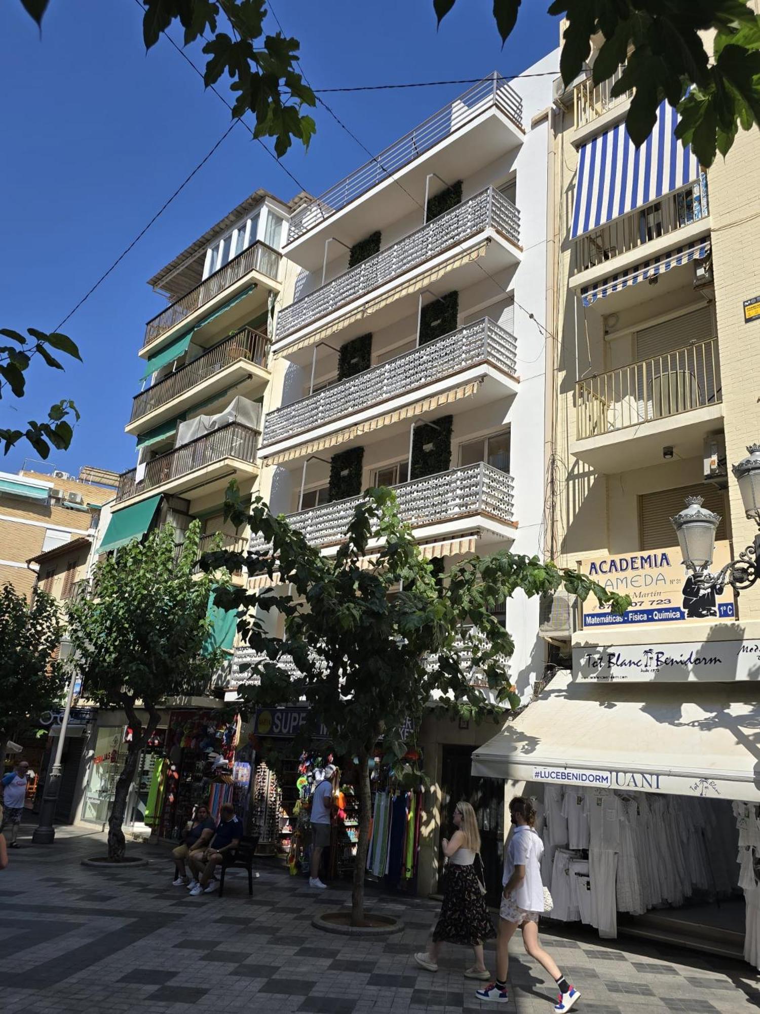 Suites Alameda Centro Levante Benidorm Exterior foto